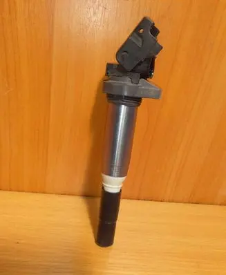 BMW M5 F90 High voltage ignition coil 8611236