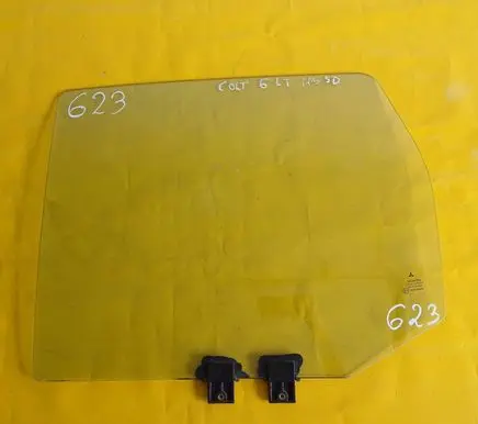 Mitsubishi Colt Rear door window glass