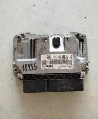 Seat Leon (1P) Engine control unit/module 03c906022al 0261s04399