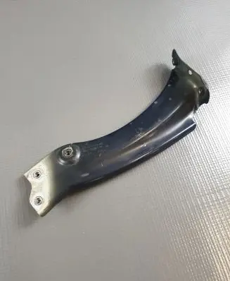 Skoda Superb B8 (3V) Fender mounting bracket 3V0821141