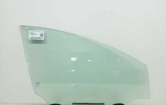 Toyota Corolla Verso AR10 Front door window/glass (coupe) 681010F010