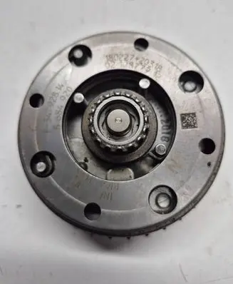 BMW 3 F30 F35 F31 Camshaft pulley/ VANOS 8684920 F34792814 9684920