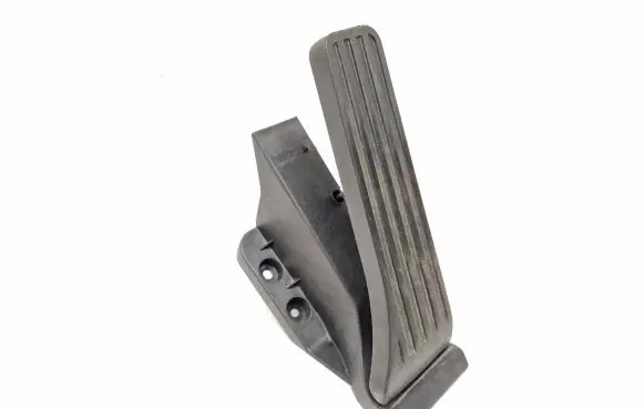 Mercedes-Benz CLS C218 X218 Accelerator throttle pedal A2043000004 1625 081012