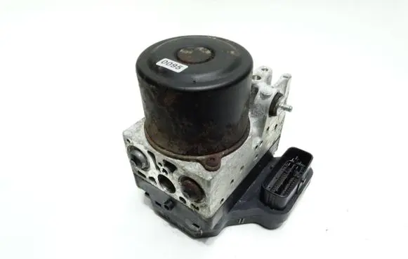 Mitsubishi L200 ABS Pump 1338007110 MN102452