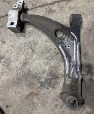 Seat Alhambra (Mk2) Front lower control arm/wishbone 3C0407151G