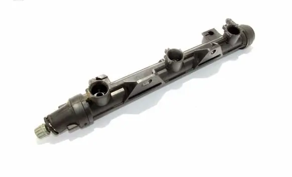 Skoda Fabia Mk2 (5J) Fuel main line pipe 03E133320A