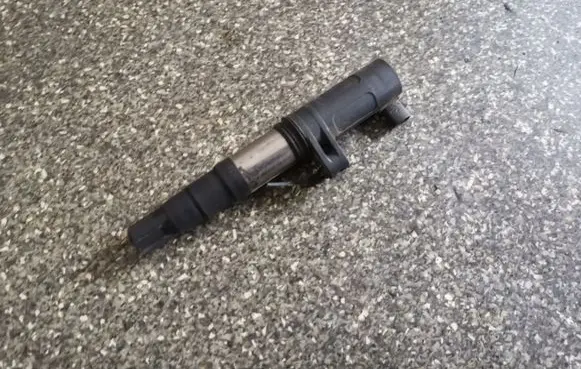 Renault Modus High voltage ignition coil R0903S00100