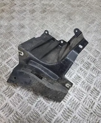 BMW X7 G07 Rear bumper underbody cover/under tray 7424904