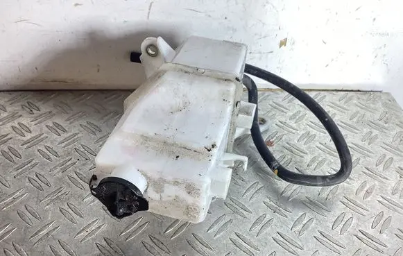 Intake resonator