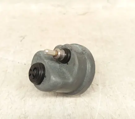 Mercedes-Benz E W124 Oil pressure sensor 0065429417 A0065429417