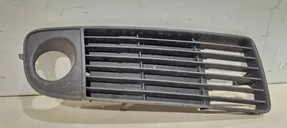 Audi A6 S6 C5 4B Front bumper lower grill 4b0807682h