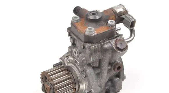 Volvo S60 Fuel injection high pressure pump 31405129