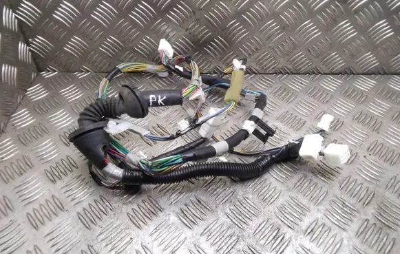 Toyota Corolla Verso AR10 Front door wiring loom
