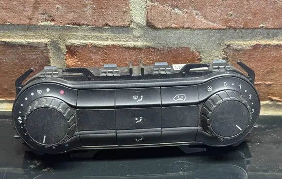 Mercedes-Benz V Class W447 Climate control unit A4479008906 5HB01153011