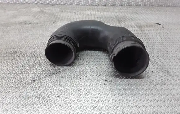 Volkswagen Golf V Air intake duct part 1K0129618