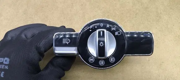 Light switch