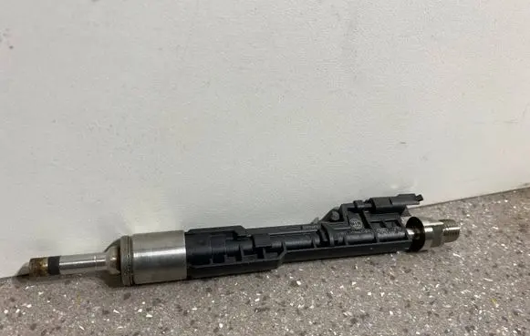BMW 7 G11 G12 Fuel injector 8626147 13648626147 13538626147