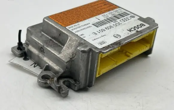 Volkswagen Touareg I Airbag control unit/module 3D0909601E 0285001733