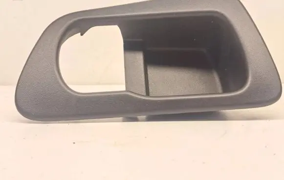 Nissan Qashqai Rear door handle trim 82682JD00A