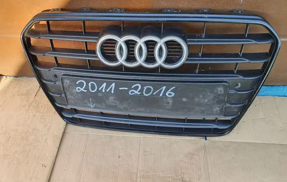 Audi A5 8T 8F Front bumper upper radiator grill 8T0853651H 8T0853651G