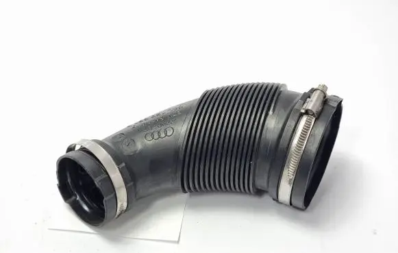 Audi A4 S4 B9 8W Air intake hose/pipe 04L129661B