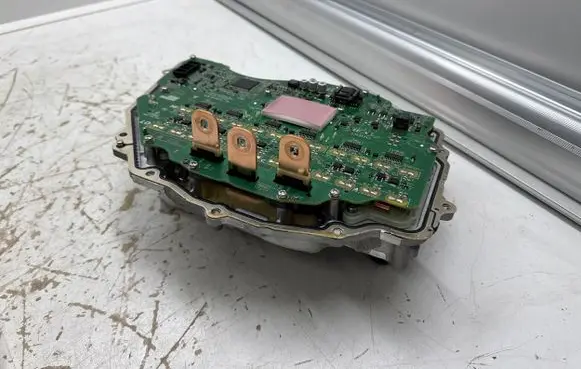 Tesla Model Y Engine control unit/module 108569320F 108659214H 158778000A