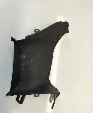 Chevrolet Camaro Intercooler air channel guide 84112311 PR486300AA 00060135