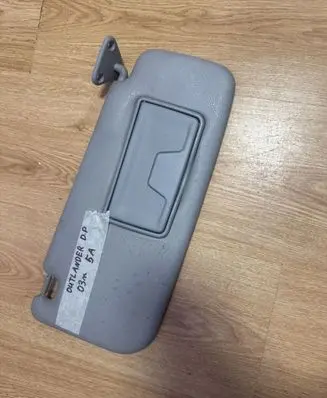 Mitsubishi Outlander Sun visor