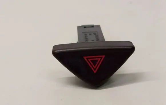 Volvo S60 Hazard light switch 30739320