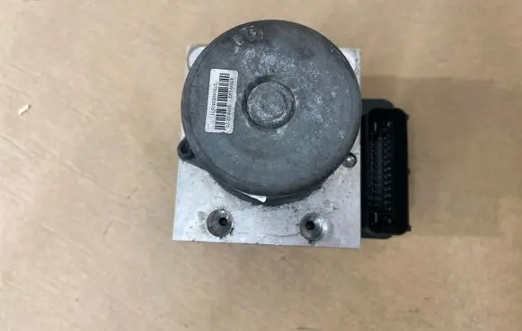 Hyundai i40 ABS Pump 589203Z700 BH60131560 LBRN3K0050RA