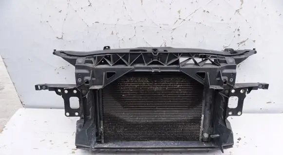 Seat Leon (1P) Front piece kit PASPRZEDNI