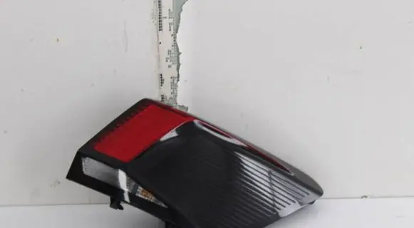 Peugeot 3008 II Rear/tail lights 9810477080 81550201 8104770800