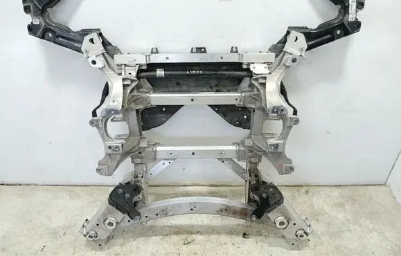 Jeep Grand Cherokee WL Front subframe 68438645AG