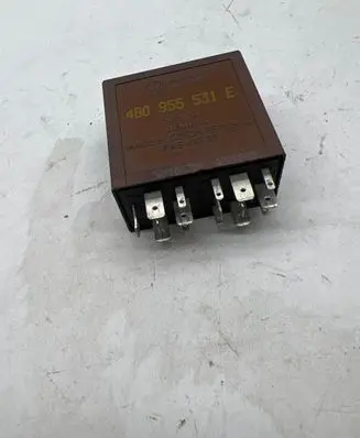 Audi A6 S6 C5 4B Other relay 4B0955531E 5WK10470A 8220805