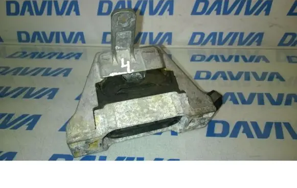 Engine mount bracket
