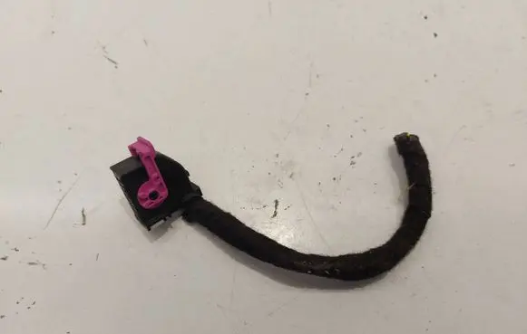Volkswagen PASSAT B8 Other wiring loom 5Q0972718