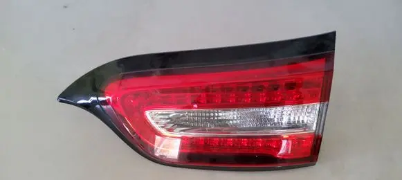Jeep Cherokee Tailgate rear/tail lights 49033
