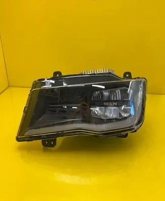 Man TGE 1gen Headlight/headlamp 10665130004