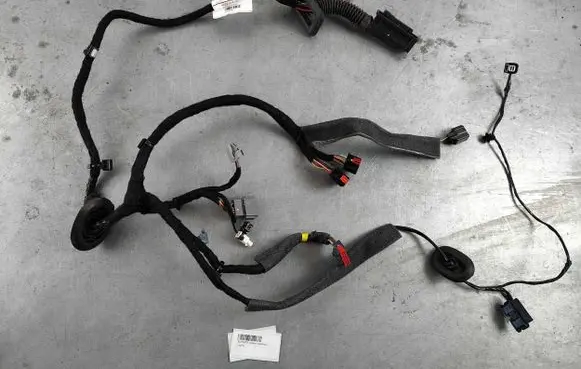 Volvo XC60 Front door wiring loom 32375379