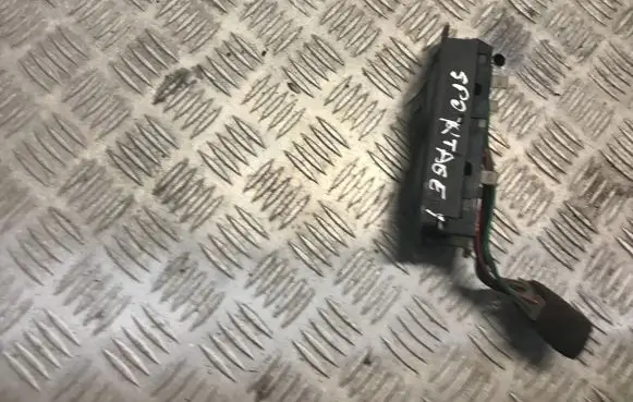 KIA Sportage Electric window control switch