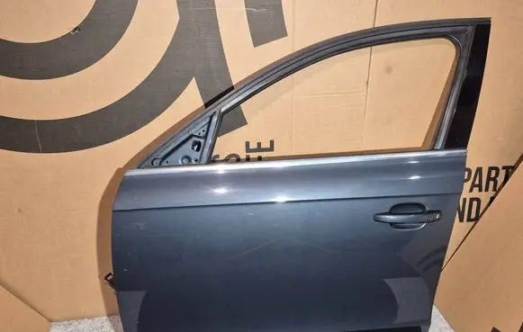 Audi A4 S4 B8 8K Front door 8K0831051J