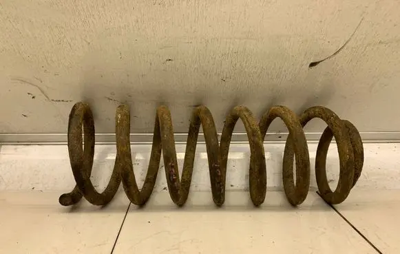 Audi A6 S6 C4 4A Rear coil spring