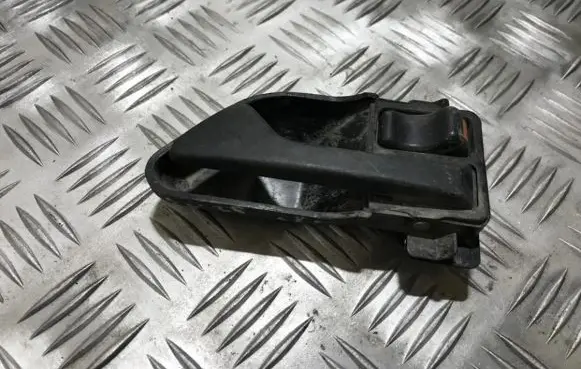 Ford Sierra Front door interior handle 87bba22600aa 87bb-a22600-aa