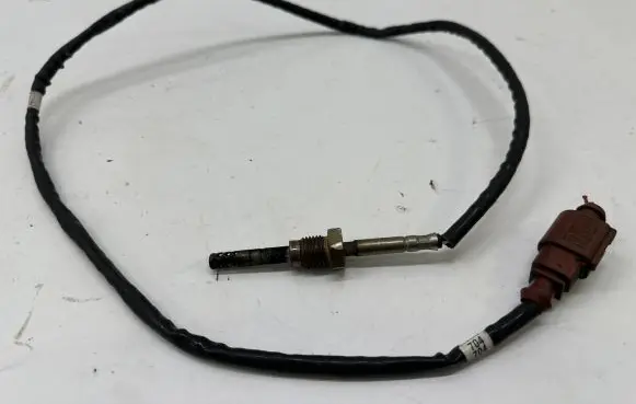 Skoda Octavia Mk3 (5E) Exhaust gas temperature sensor 04L906088E