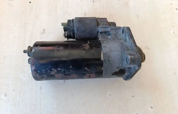 Volvo V70 Starter motor 0001109252