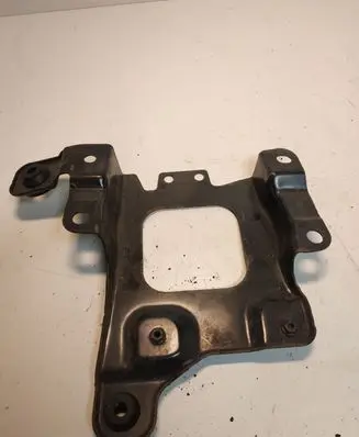 Battery bracket