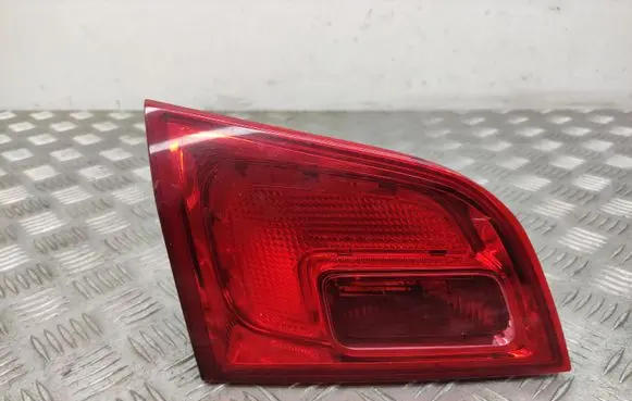Opel Astra J Tailgate rear/tail lights 13282246