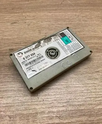 BMW X5 E53 Aerial antenna amplifier 8377654 09365729