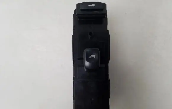 Volvo S60 Electric window control switch 30658147