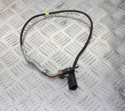 Audi Q3 8U Oil temperature sensor 04L906088AR